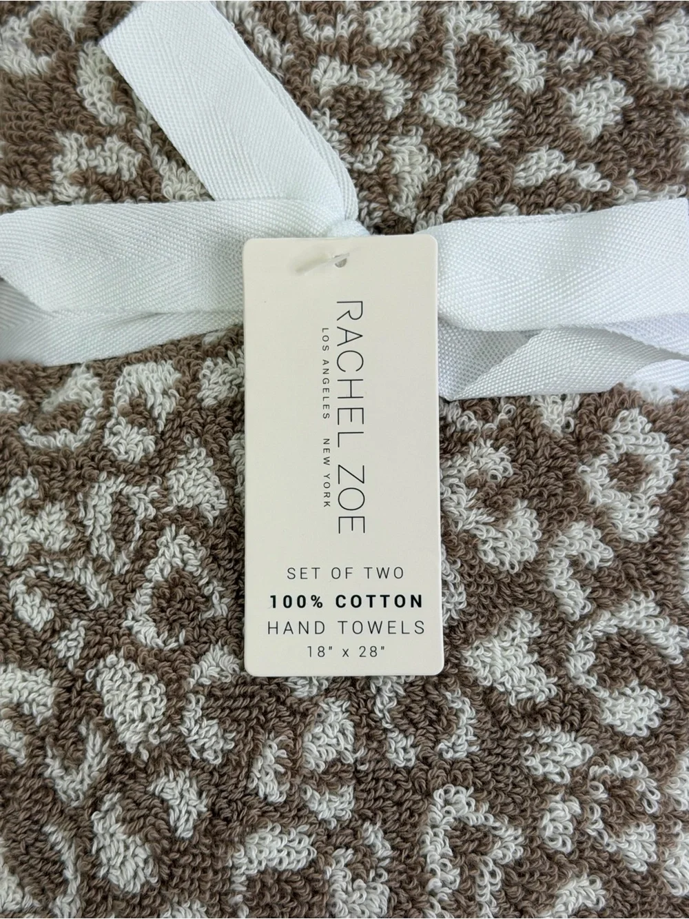 NWT Rachel Zoe Cheetah Print Hand Towel Set
